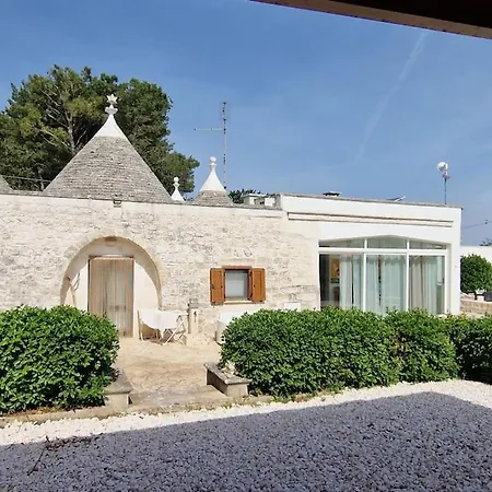 Nirya - Unique Trulli & Βίλα Μαρτίνα Φράνκα