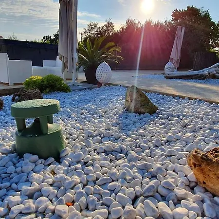 Nirya - Unique Trulli Resort&spa *