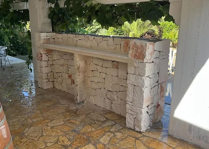 Nirya - Unique Trulli & *