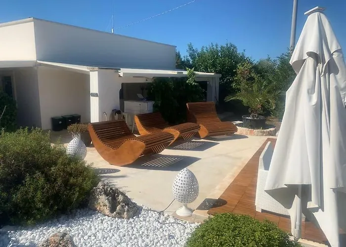 Nirya - Unique Trulli & *