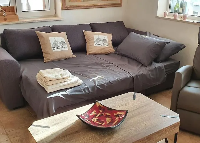 Nirya - Unique Trulli &