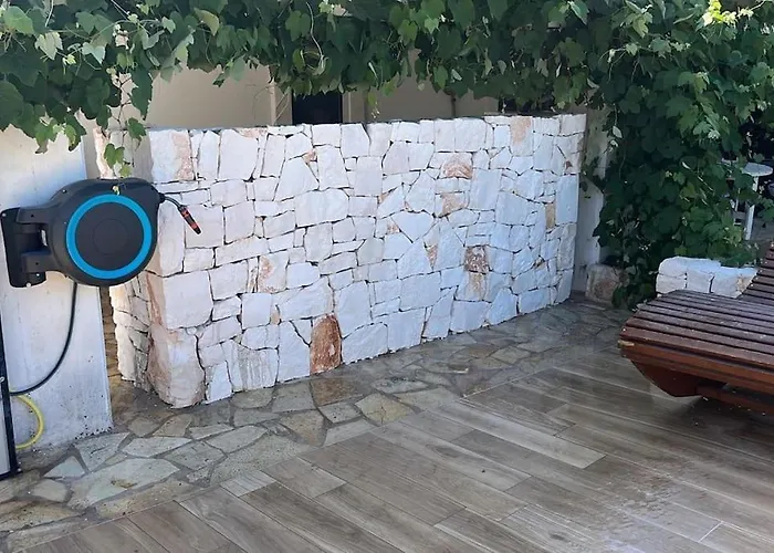 Nirya - Unique Trulli & *